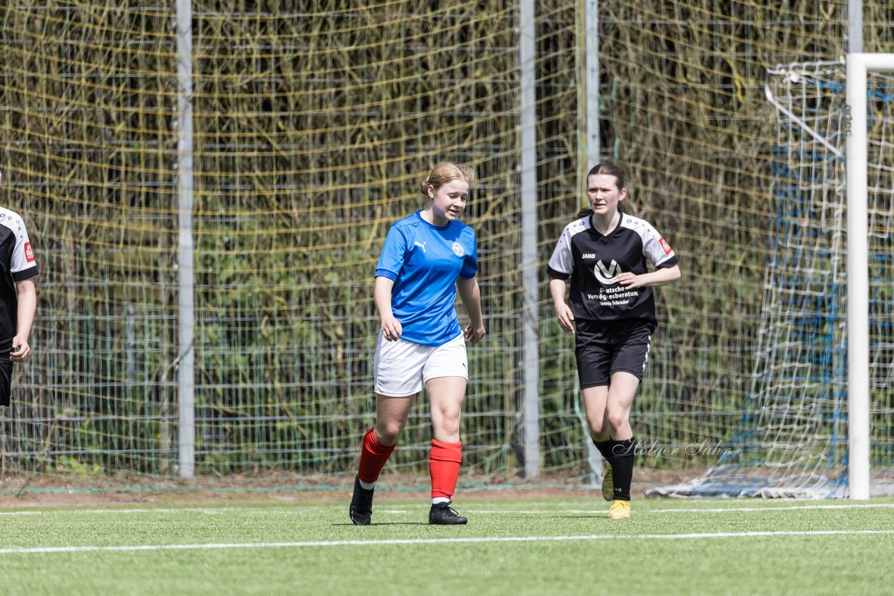 Bild 331 - wBJ SH-Pokalfinale  Holstein-Kiel - SV Viktoria : Ergebnis: 1:0